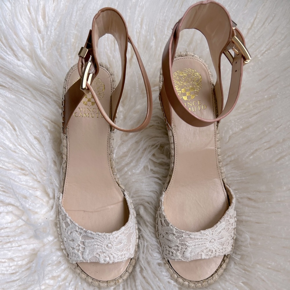 Vince Camuto pretty wedges